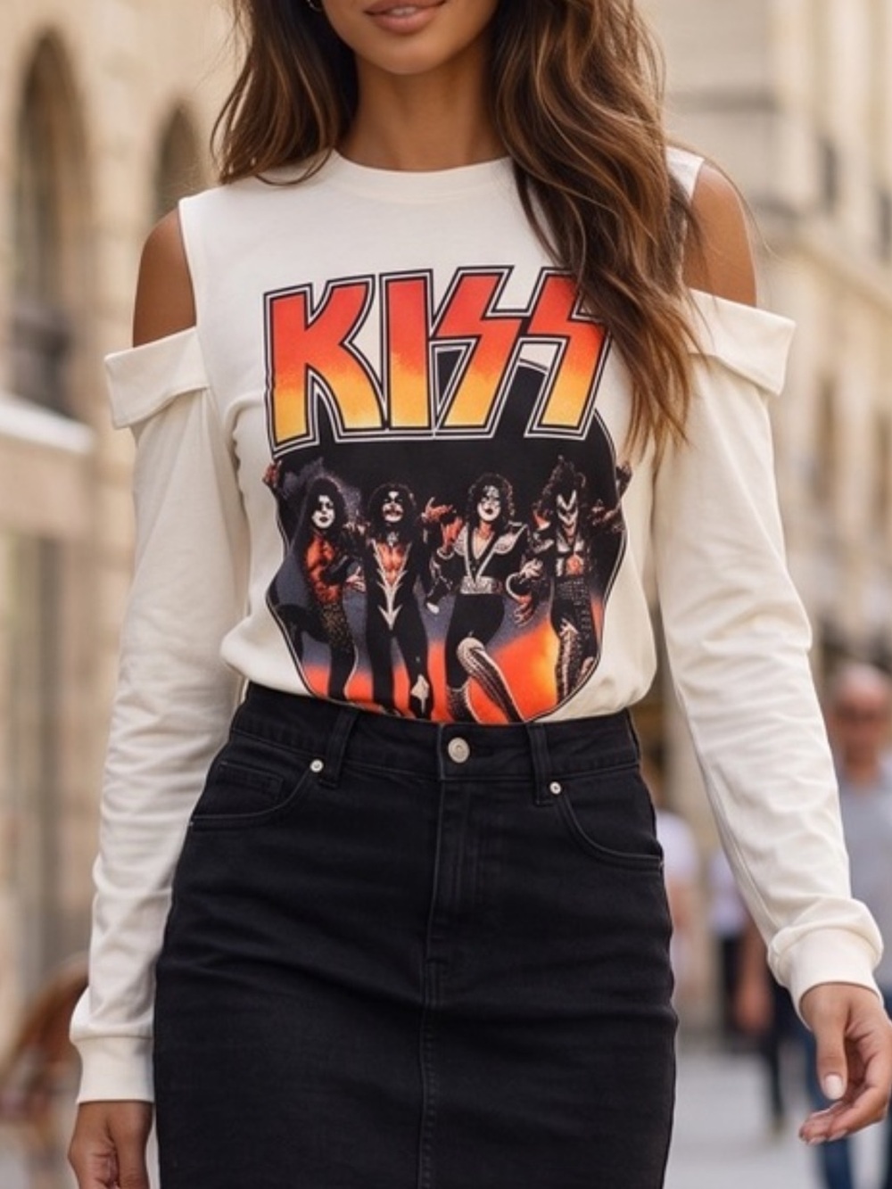 Kiss Ladies White and Orange Graphic Long Sleeve Tee
